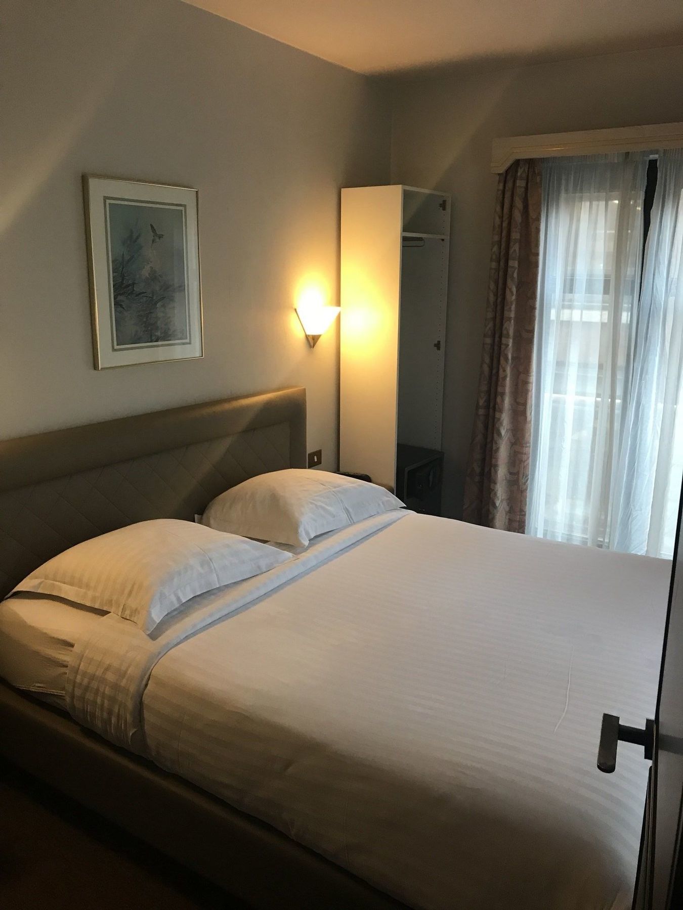Hotel Le Chantecler บรัสเซลส์ ภายนอก รูปภาพ